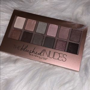 Sold!! blushes nudes eyeshadow
